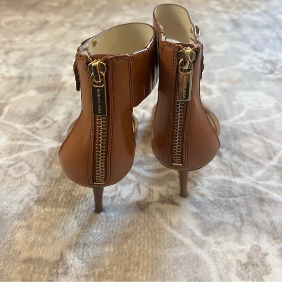 MICHAEL Michael Kors Tan Leather Ankle Strap Heels size 8 - Picture 8 of 8